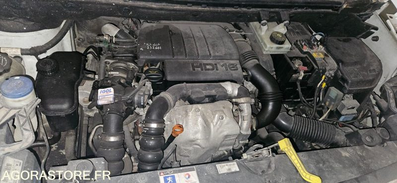 VEHICULE FRIGORIFIQUE PEUGEOT PARTNER AB519FR - Mali kombi: slika VEHICULE FRIGORIFIQUE PEUGEOT PARTNER AB519FR - Mali kombi VEHICULE FRIGORIFIQUE PEUGEOT PARTNER AB519FR - Mali kombi: slika VEHICULE FRIGORIFIQUE PEUGEOT PARTNER AB519FR - Mali kombi