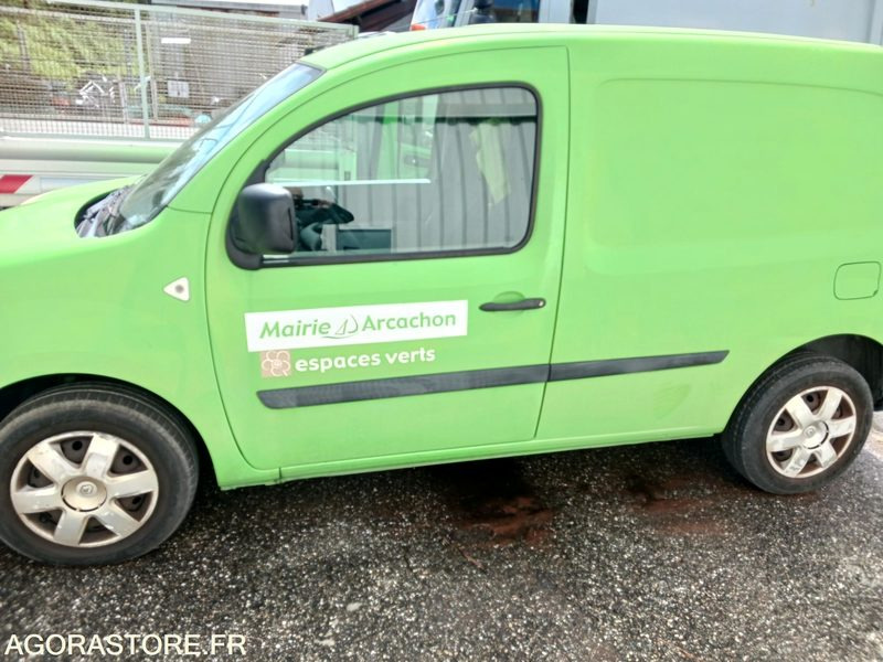 VEHICULE RENAULT KANGOO 1.5DCI - Mali kombi: slika VEHICULE RENAULT KANGOO 1.5DCI - Mali kombi VEHICULE RENAULT KANGOO 1.5DCI - Mali kombi: slika VEHICULE RENAULT KANGOO 1.5DCI - Mali kombi