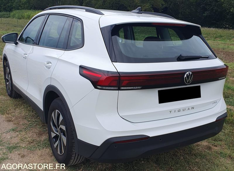 VOLKSWAGEN NOUVEAU TIGUAN 1.5 eTSI 150 cv EDITION DSG 2024 10.500 kms - Automobil: slika VOLKSWAGEN NOUVEAU TIGUAN 1.5 eTSI 150 cv EDITION DSG 2024 10.500 kms - Automobil VOLKSWAGEN NOUVEAU TIGUAN 1.5 eTSI 150 cv EDITION DSG 2024 10.500 kms - Automobil: slika VOLKSWAGEN NOUVEAU TIGUAN 1.5 eTSI 150 cv EDITION DSG 2024 10.500 kms - Automobil
