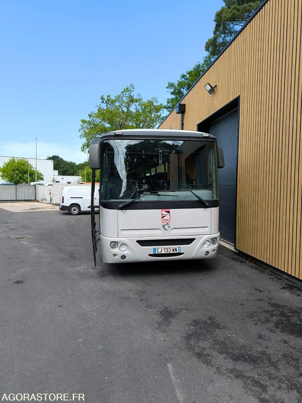 Iveco Bus iribus - Prigradski autobus: slika iveco Bus iribus - Prigradski autobus Iveco Bus iribus - Prigradski autobus: slika iveco Bus iribus - Prigradski autobus