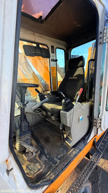 Pelle liebherr A914 LITRONIC - 2002 - 20 000 heures ENTRETIEN LIEBHERR - Bager: slika pelle liebherr A914 LITRONIC - 2002 - 20 000 heures ENTRETIEN LIEBHERR - Bager Pelle liebherr A914 LITRONIC - 2002 - 20 000 heures ENTRETIEN LIEBHERR - Bager: slika pelle liebherr A914 LITRONIC - 2002 - 20 000 heures ENTRETIEN LIEBHERR - Bager