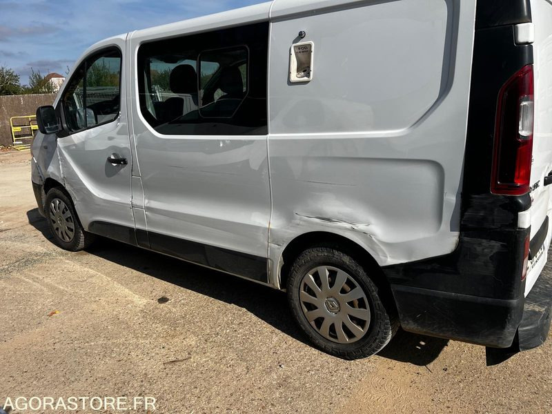 Renault trafic 1.6dci 6places 2019 291000km - Mali kombi: slika renault trafic 1.6dci 6places 2019 291000km - Mali kombi Renault trafic 1.6dci 6places 2019 291000km - Mali kombi: slika renault trafic 1.6dci 6places 2019 291000km - Mali kombi