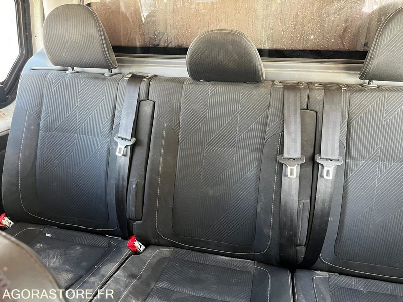 Renault trafic 1.6dci 6places 2019 291000km - Mali kombi: slika renault trafic 1.6dci 6places 2019 291000km - Mali kombi Renault trafic 1.6dci 6places 2019 291000km - Mali kombi: slika renault trafic 1.6dci 6places 2019 291000km - Mali kombi