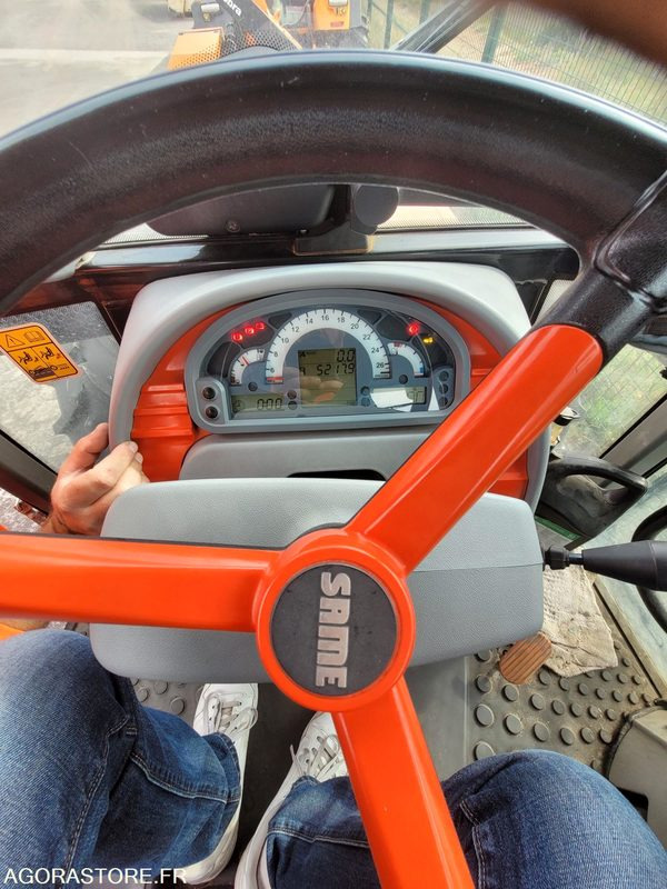 Tracteur épareuse SAME Silver 110 5218h 2011 - Traktor: slika tracteur épareuse SAME Silver 110 5218h 2011 - Traktor Tracteur épareuse SAME Silver 110 5218h 2011 - Traktor: slika tracteur épareuse SAME Silver 110 5218h 2011 - Traktor