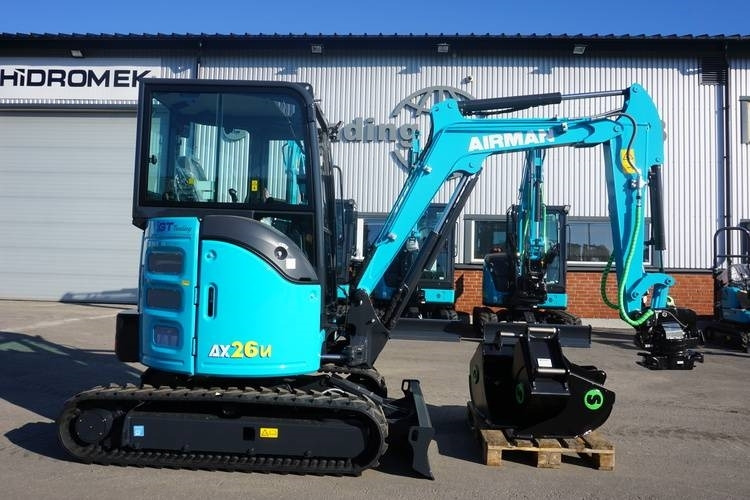 Airman AX26U-7 *Uthyres* - Mini bager: slika Airman AX26U-7 *Uthyres* - Mini bager Airman AX26U-7 *Uthyres* - Mini bager: slika Airman AX26U-7 *Uthyres* - Mini bager