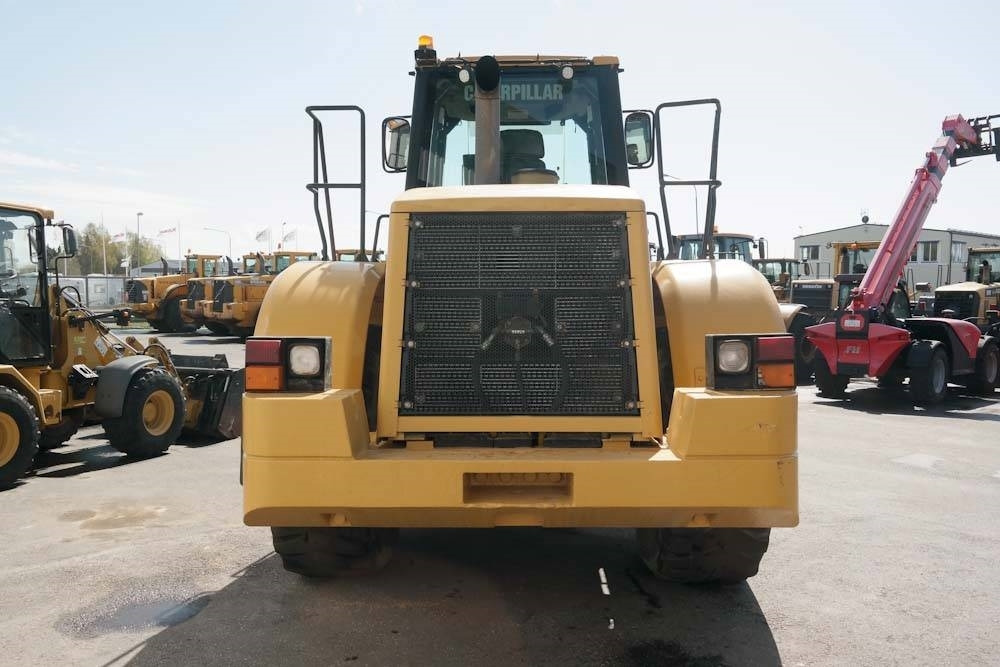 CAT 962G - Utovarivač na kotačima: slika CAT 962G - Utovarivač na kotačima CAT 962G - Utovarivač na kotačima: slika CAT 962G - Utovarivač na kotačima