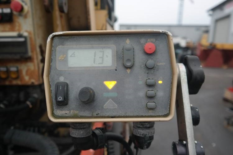 Dynapack F121 4WD - Finišer za asfalt: slika Dynapack F121 4WD - Finišer za asfalt Dynapack F121 4WD - Finišer za asfalt: slika Dynapack F121 4WD - Finišer za asfalt