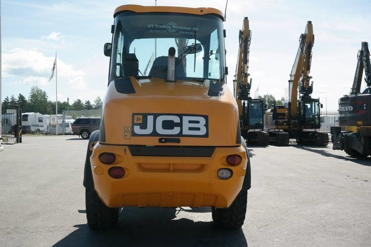 JCB 409ZX - Utovarivač na kotačima: slika JCB 409ZX - Utovarivač na kotačima JCB 409ZX - Utovarivač na kotačima: slika JCB 409ZX - Utovarivač na kotačima