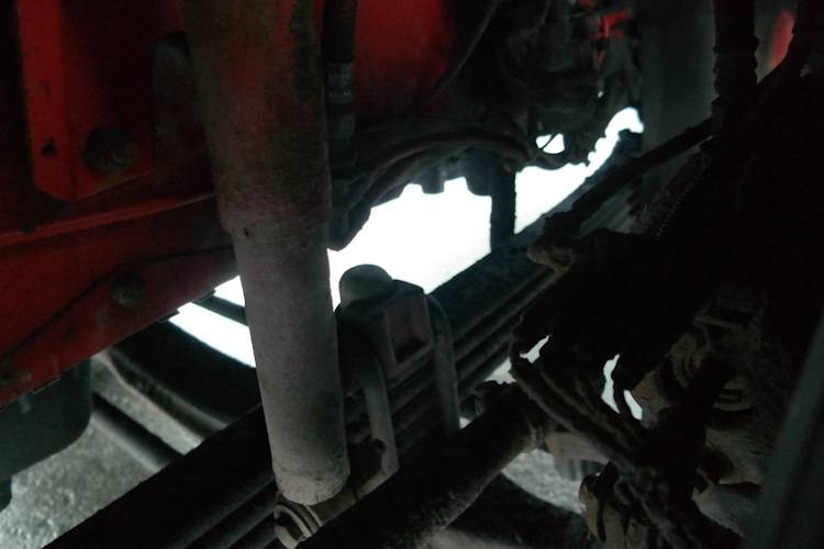 Scania R 620 - Kamion-šasija: slika Scania R 620 - Kamion-šasija Scania R 620 - Kamion-šasija: slika Scania R 620 - Kamion-šasija