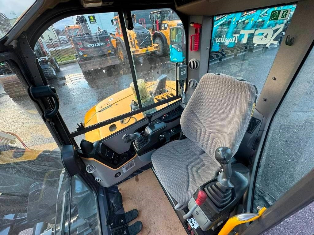 Volvo ECR 88 D - Mini bager: slika Volvo ECR 88 D - Mini bager Volvo ECR 88 D - Mini bager: slika Volvo ECR 88 D - Mini bager