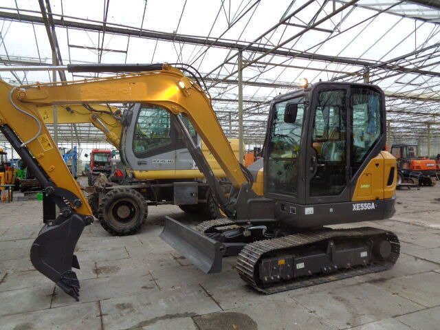 Mini bager Kubota XE55GA: slika Mini bager Kubota XE55GA