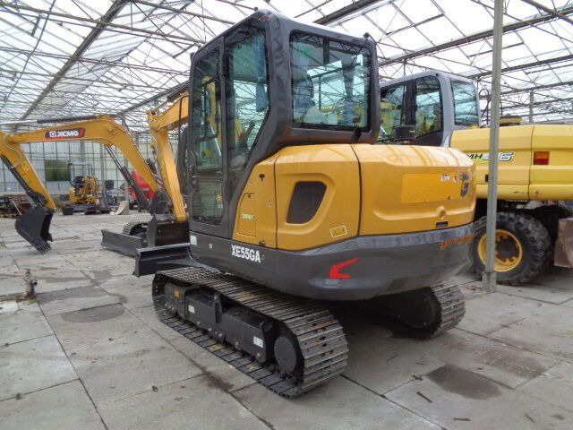 Mini bager Kubota XE55GA: slika Mini bager Kubota XE55GA