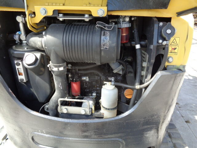 Yanmar SV22 - Mini bager: slika Yanmar SV22 - Mini bager Yanmar SV22 - Mini bager: slika Yanmar SV22 - Mini bager