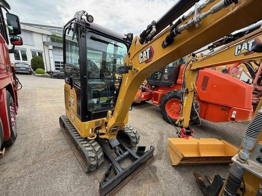 CAT 302-05 - Mini bager: slika CAT 302-05 - Mini bager CAT 302-05 - Mini bager: slika CAT 302-05 - Mini bager
