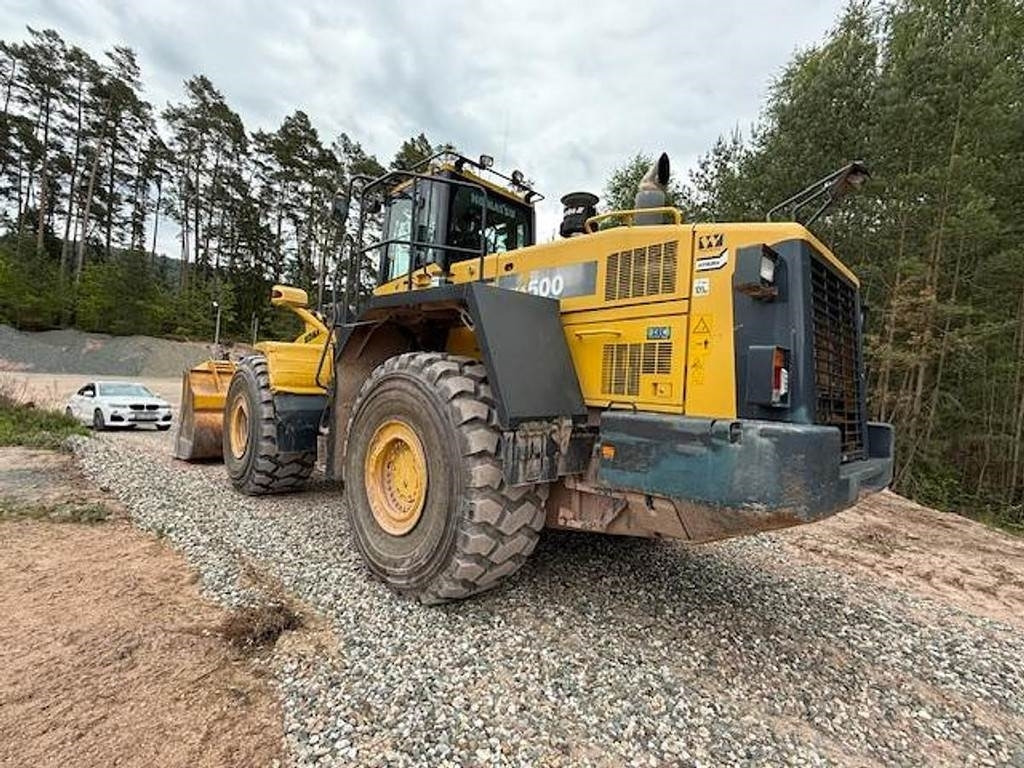 Komatsu WA500-6 - Utovarivač na kotačima: slika Komatsu WA500-6 - Utovarivač na kotačima Komatsu WA500-6 - Utovarivač na kotačima: slika Komatsu WA500-6 - Utovarivač na kotačima