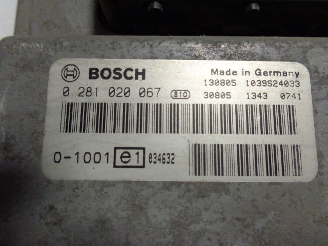 Bosch ECU complete set with PTM and ignition with key - Upravljačka jedinica (ECU) za Kamion: slika Bosch ECU complete set with PTM and ignition with key - Upravljačka jedinica (ECU) za Kamion Bosch ECU complete set with PTM and ignition with key - Upravljačka jedinica (ECU) za Kamion: slika Bosch ECU complete set with PTM and ignition with key - Upravljačka jedinica (ECU) za Kamion