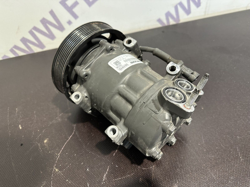 DAF AC compressor - A/C kompresor za Kamion: slika DAF AC compressor - A/C kompresor za Kamion DAF AC compressor - A/C kompresor za Kamion: slika DAF AC compressor - A/C kompresor za Kamion