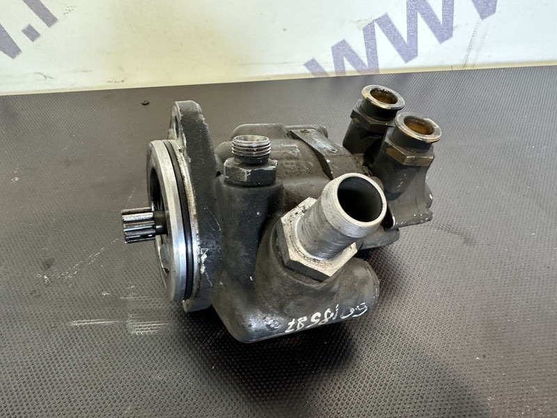 DAF power steering pump - Servo pumpa upravljačkog mehanizma za Kamion: slika DAF power steering pump - Servo pumpa upravljačkog mehanizma za Kamion DAF power steering pump - Servo pumpa upravljačkog mehanizma za Kamion: slika DAF power steering pump - Servo pumpa upravljačkog mehanizma za Kamion