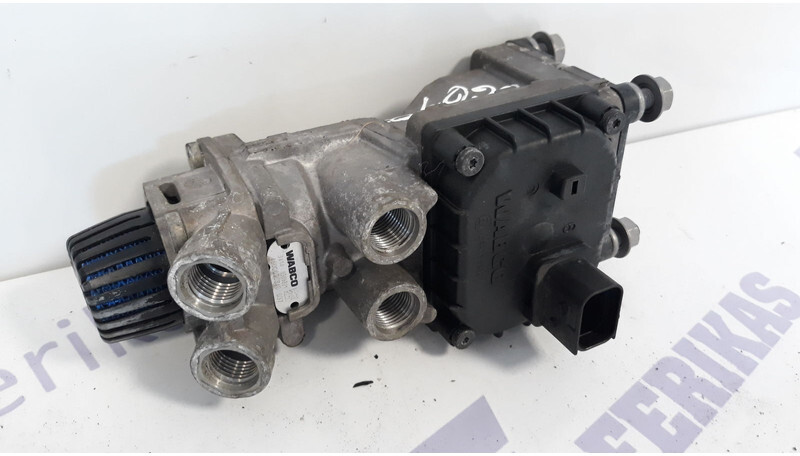 KNORR-BREMSE XF106 - Dijelovi kočnica za Kamion: slika KNORR-BREMSE XF106 - Dijelovi kočnica za Kamion KNORR-BREMSE XF106 - Dijelovi kočnica za Kamion: slika KNORR-BREMSE XF106 - Dijelovi kočnica za Kamion