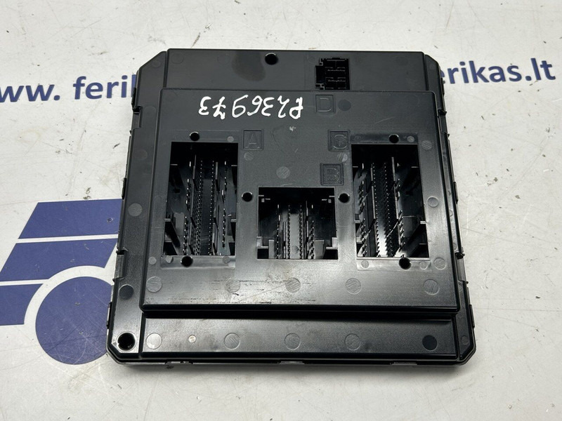 MAN CVM - Upravljačka jedinica (ECU) za Kamion: slika MAN CVM - Upravljačka jedinica (ECU) za Kamion MAN CVM - Upravljačka jedinica (ECU) za Kamion: slika MAN CVM - Upravljačka jedinica (ECU) za Kamion