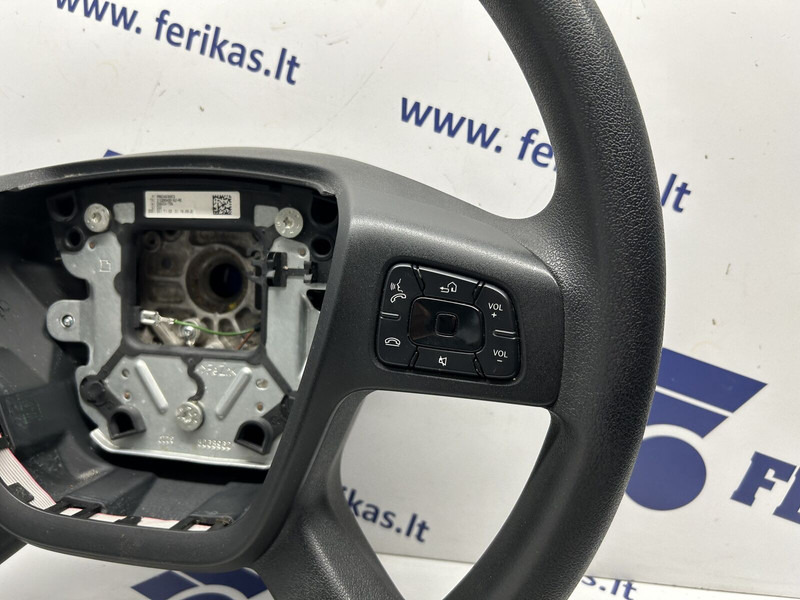 Mercedes-Benz Actros MP5 - Volan za Kamion: slika Mercedes-Benz Actros MP5 - Volan za Kamion Mercedes-Benz Actros MP5 - Volan za Kamion: slika Mercedes-Benz Actros MP5 - Volan za Kamion