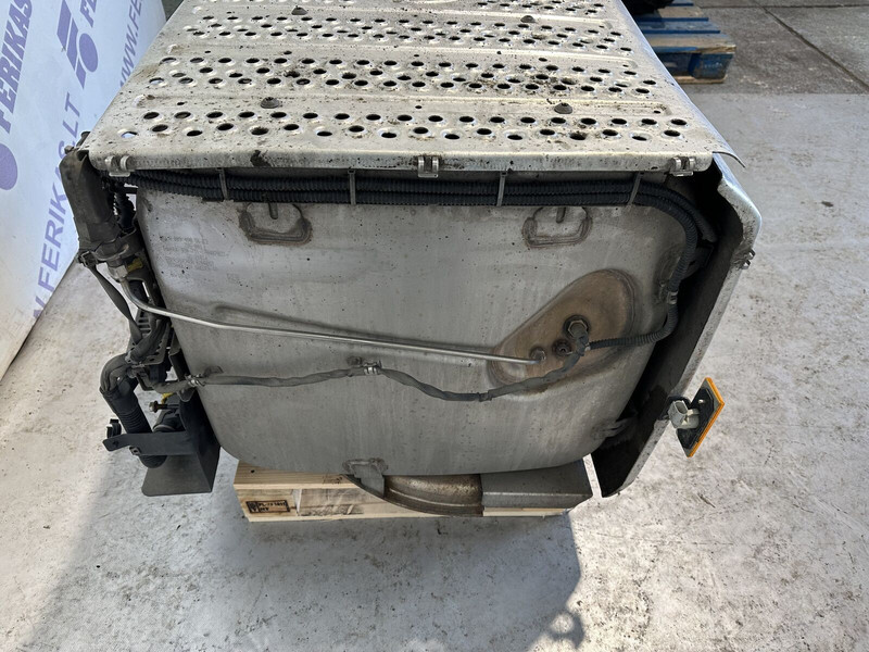 Mercedes-Benz - Katalizator za Kamion: slika Mercedes-Benz - Katalizator za Kamion Mercedes-Benz - Katalizator za Kamion: slika Mercedes-Benz - Katalizator za Kamion