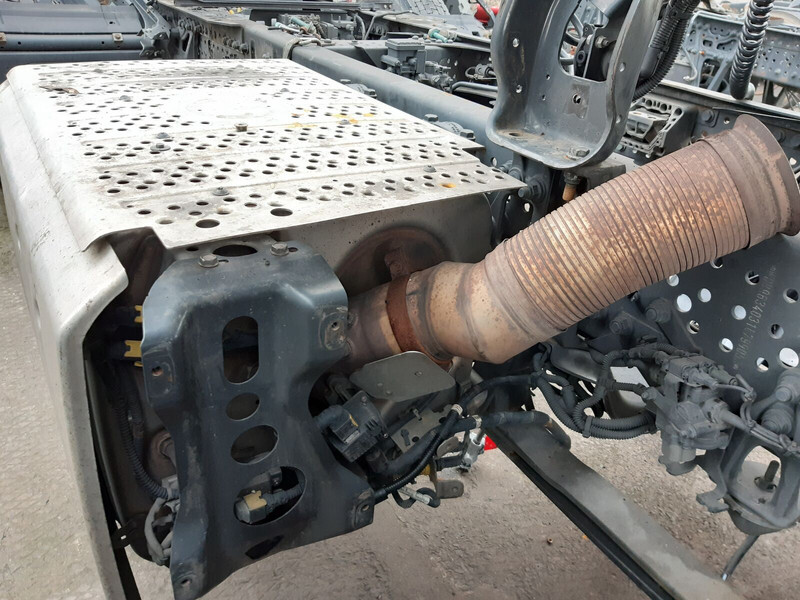 Mercedes-Benz - Katalizator za Kamion: slika Mercedes-Benz - Katalizator za Kamion Mercedes-Benz - Katalizator za Kamion: slika Mercedes-Benz - Katalizator za Kamion