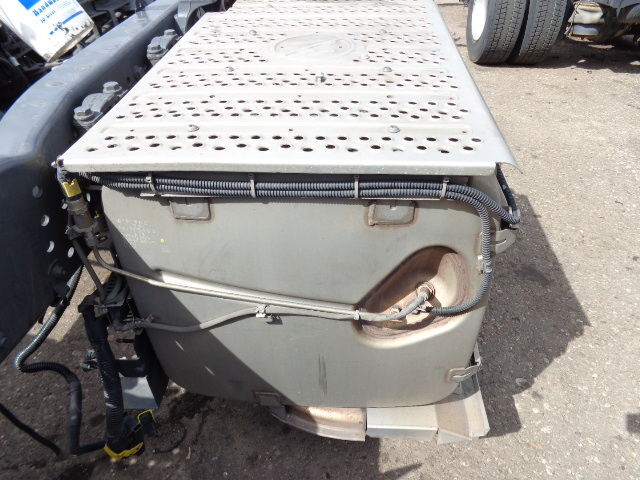 Mercedes-Benz MP4 EURO 6 exhaust gas catalyst - Katalizator za Kamion: slika Mercedes-Benz MP4 EURO 6 exhaust gas catalyst - Katalizator za Kamion Mercedes-Benz MP4 EURO 6 exhaust gas catalyst - Katalizator za Kamion: slika Mercedes-Benz MP4 EURO 6 exhaust gas catalyst - Katalizator za Kamion