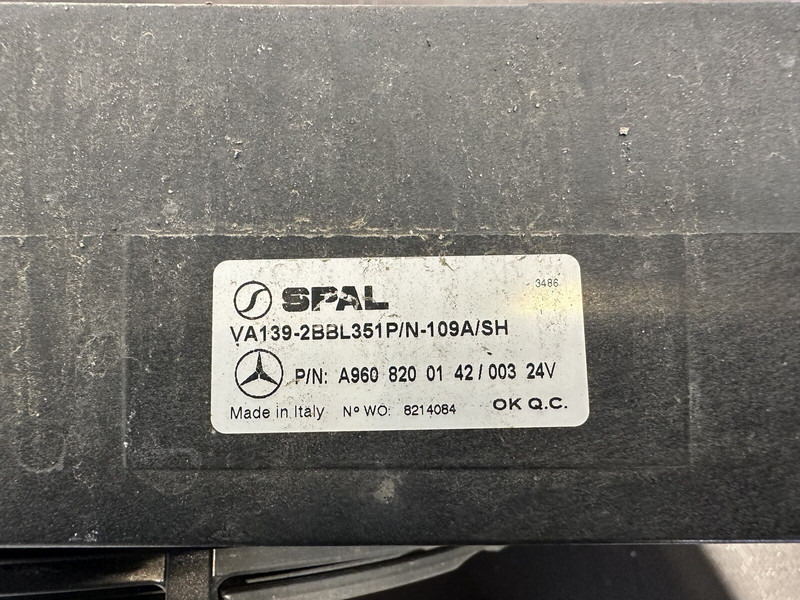 Mercedes-Benz cooling, radiator fan - Ventilator za Kamion: slika Mercedes-Benz cooling, radiator fan - Ventilator za Kamion Mercedes-Benz cooling, radiator fan - Ventilator za Kamion: slika Mercedes-Benz cooling, radiator fan - Ventilator za Kamion
