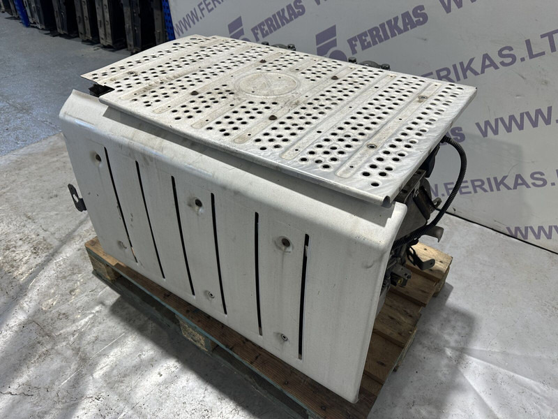 Mercedes-Benz exhaust catalyst - Katalizator za Kamion: slika Mercedes-Benz exhaust catalyst - Katalizator za Kamion Mercedes-Benz exhaust catalyst - Katalizator za Kamion: slika Mercedes-Benz exhaust catalyst - Katalizator za Kamion