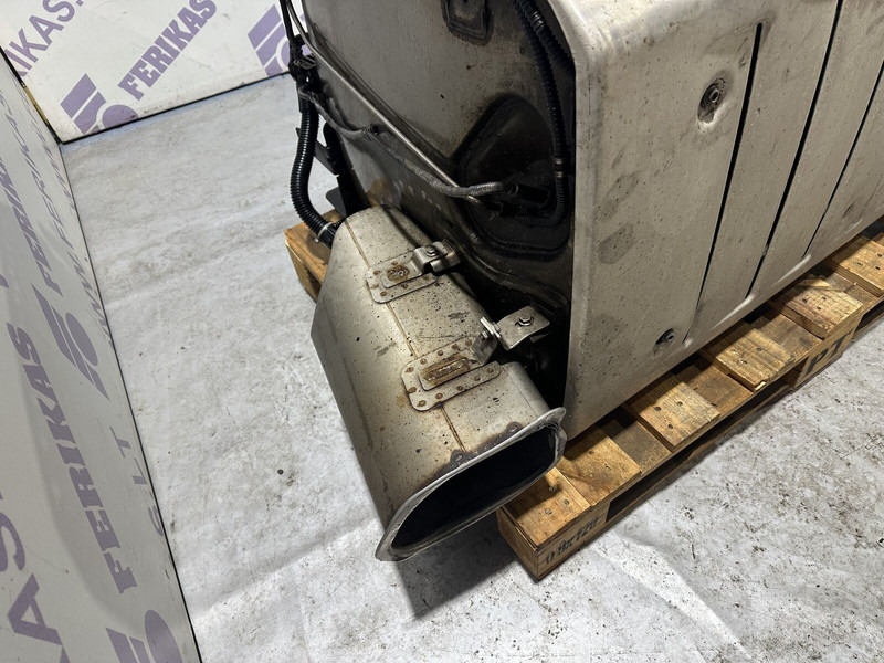 Mercedes-Benz exhaust catalyst - Katalizator za Kamion: slika Mercedes-Benz exhaust catalyst - Katalizator za Kamion Mercedes-Benz exhaust catalyst - Katalizator za Kamion: slika Mercedes-Benz exhaust catalyst - Katalizator za Kamion