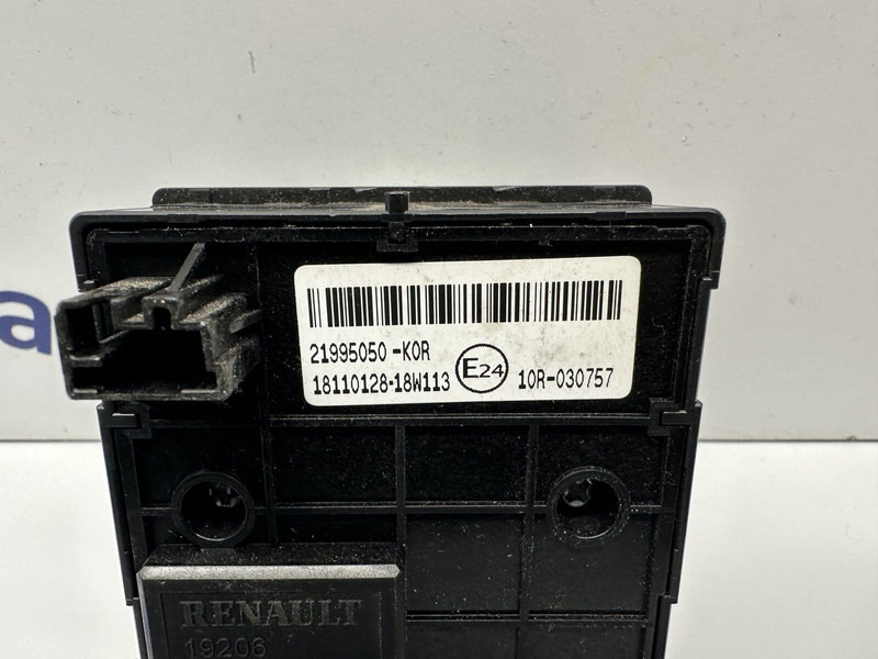 Renault lights switch - Ploča s instrumentima za Kamion: slika Renault lights switch - Ploča s instrumentima za Kamion Renault lights switch - Ploča s instrumentima za Kamion: slika Renault lights switch - Ploča s instrumentima za Kamion