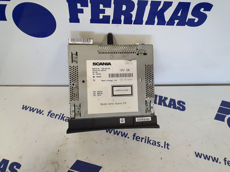 Scania radio navigation system - Ploča s instrumentima za Kamion: slika Scania radio navigation system - Ploča s instrumentima za Kamion Scania radio navigation system - Ploča s instrumentima za Kamion: slika Scania radio navigation system - Ploča s instrumentima za Kamion