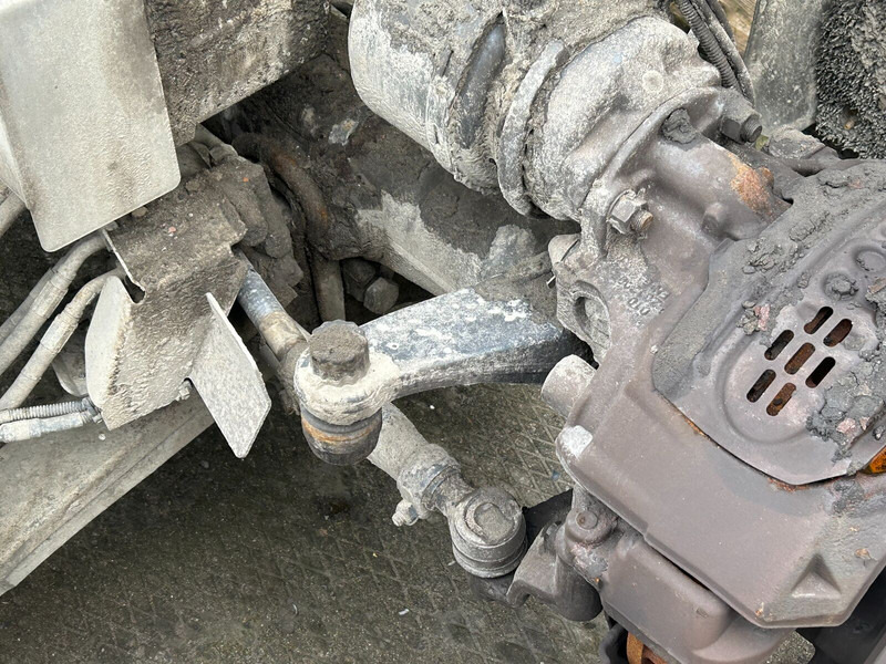 Scania tag axle AM602SA - Stražnja osovina za Kamion: slika Scania tag axle AM602SA - Stražnja osovina za Kamion Scania tag axle AM602SA - Stražnja osovina za Kamion: slika Scania tag axle AM602SA - Stražnja osovina za Kamion