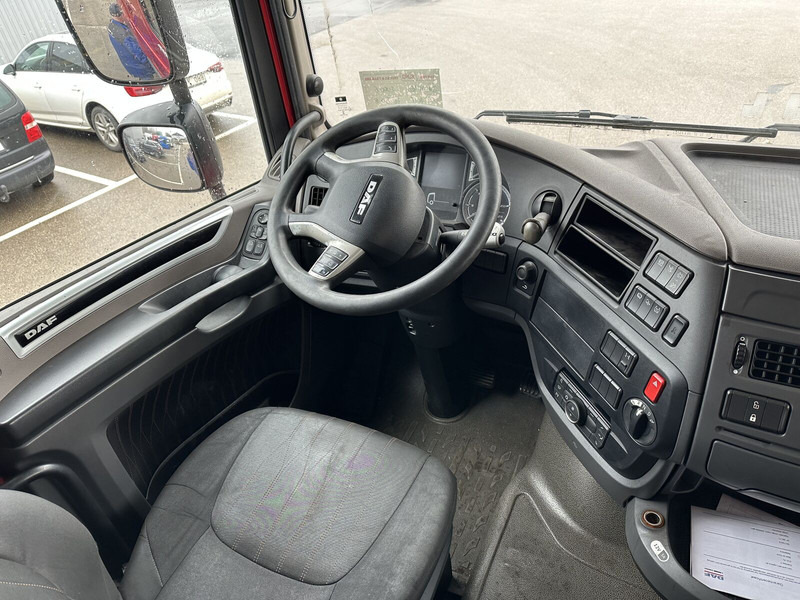DAF XF - Tegljač: slika DAF XF - Tegljač DAF XF - Tegljač: slika DAF XF - Tegljač