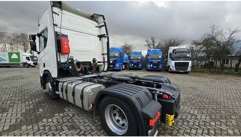 Scania R460 - Tegljač: slika Scania R460 - Tegljač Scania R460 - Tegljač: slika Scania R460 - Tegljač