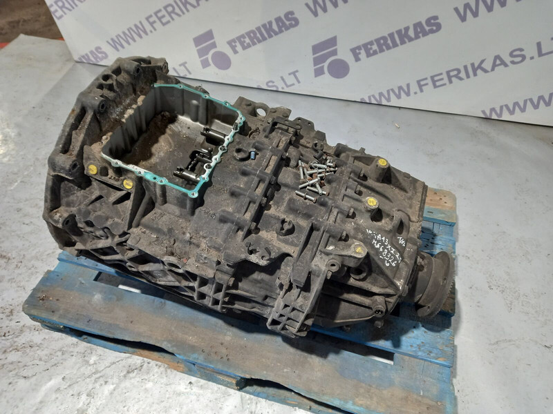 ZF 12AS2330TD - Mjenjač za Kamion: slika ZF 12AS2330TD - Mjenjač za Kamion ZF 12AS2330TD - Mjenjač za Kamion: slika ZF 12AS2330TD - Mjenjač za Kamion