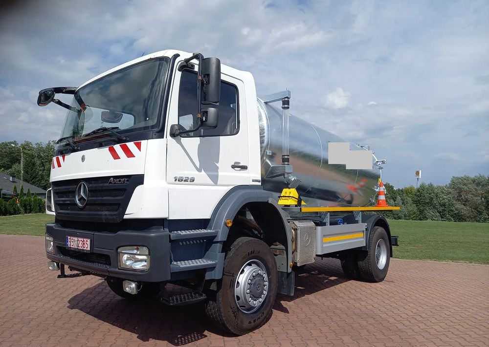 Mercedes-Benz AXOR 1829 4X4 4 WD ALLOARD - Kamion cisterna: slika Mercedes-Benz AXOR 1829 4X4 4 WD ALLOARD - Kamion cisterna Mercedes-Benz AXOR 1829 4X4 4 WD ALLOARD - Kamion cisterna: slika Mercedes-Benz AXOR 1829 4X4 4 WD ALLOARD - Kamion cisterna