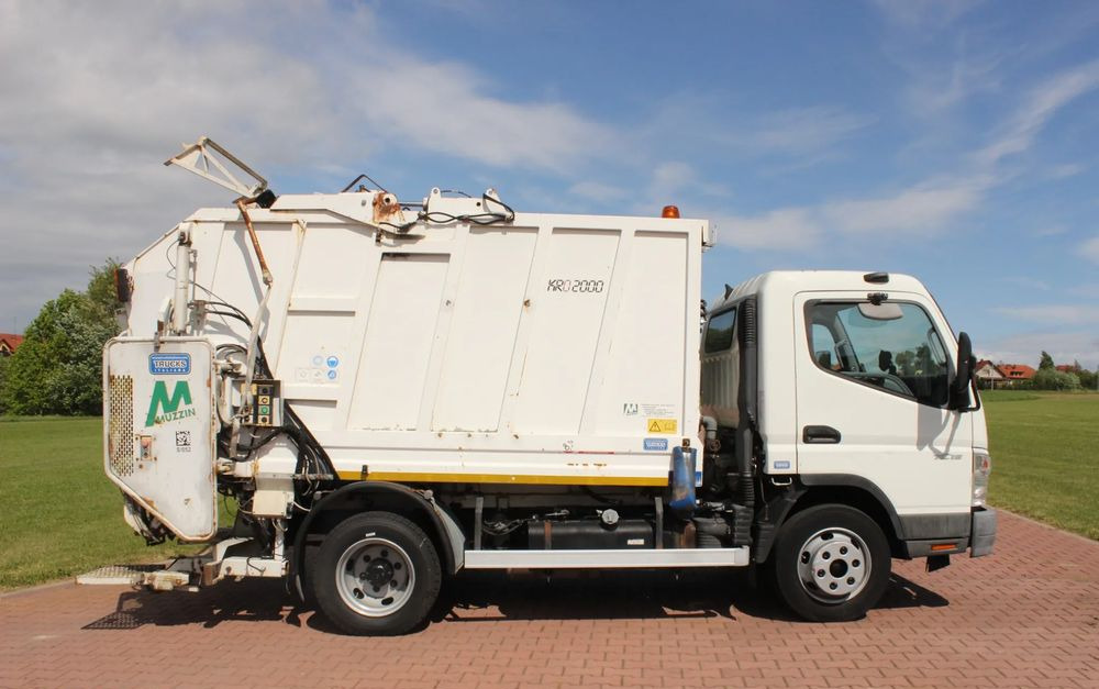 Mitsubishi CANTER 7C15 - Kamion za odvoz smeća: slika Mitsubishi CANTER 7C15 - Kamion za odvoz smeća Mitsubishi CANTER 7C15 - Kamion za odvoz smeća: slika Mitsubishi CANTER 7C15 - Kamion za odvoz smeća