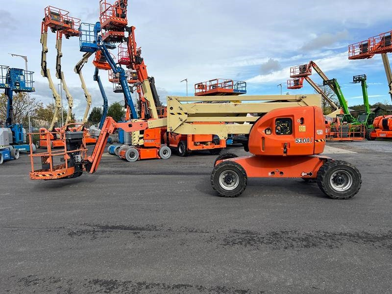 JLG 510AJ diesel 4x4 18m (1822) - Zglobni krak: slika JLG 510AJ diesel 4x4 18m (1822) - Zglobni krak JLG 510AJ diesel 4x4 18m (1822) - Zglobni krak: slika JLG 510AJ diesel 4x4 18m (1822) - Zglobni krak