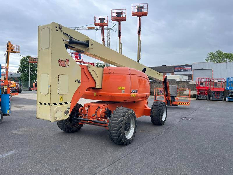JLG 800AJ diesel 4x4 26m (1787) - Zglobni krak: slika JLG 800AJ diesel 4x4 26m (1787) - Zglobni krak JLG 800AJ diesel 4x4 26m (1787) - Zglobni krak: slika JLG 800AJ diesel 4x4 26m (1787) - Zglobni krak