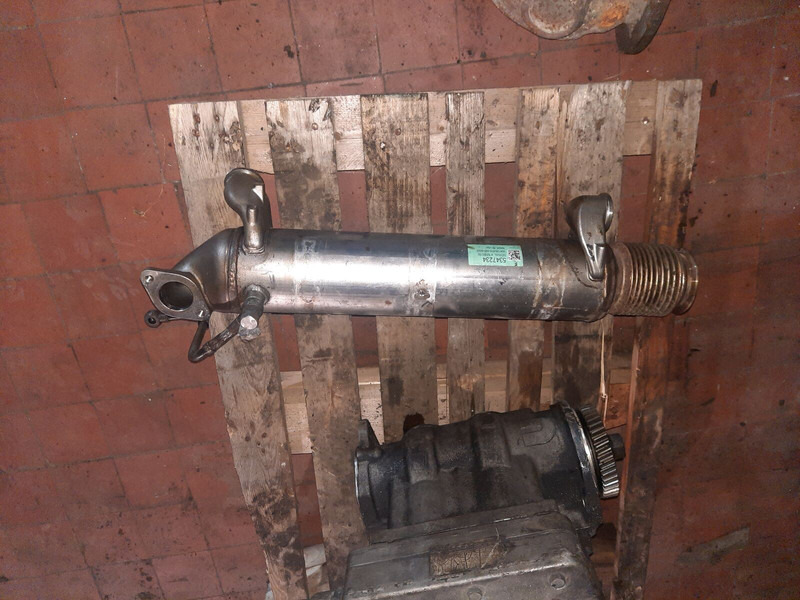 Cummins ISL egr Cooler - Ispušni sustav: slika Cummins ISL egr Cooler - Ispušni sustav Cummins ISL egr Cooler - Ispušni sustav: slika Cummins ISL egr Cooler - Ispušni sustav