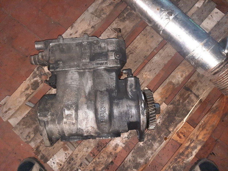 Cummins ISL egr Cooler - Ispušni sustav: slika Cummins ISL egr Cooler - Ispušni sustav Cummins ISL egr Cooler - Ispušni sustav: slika Cummins ISL egr Cooler - Ispušni sustav