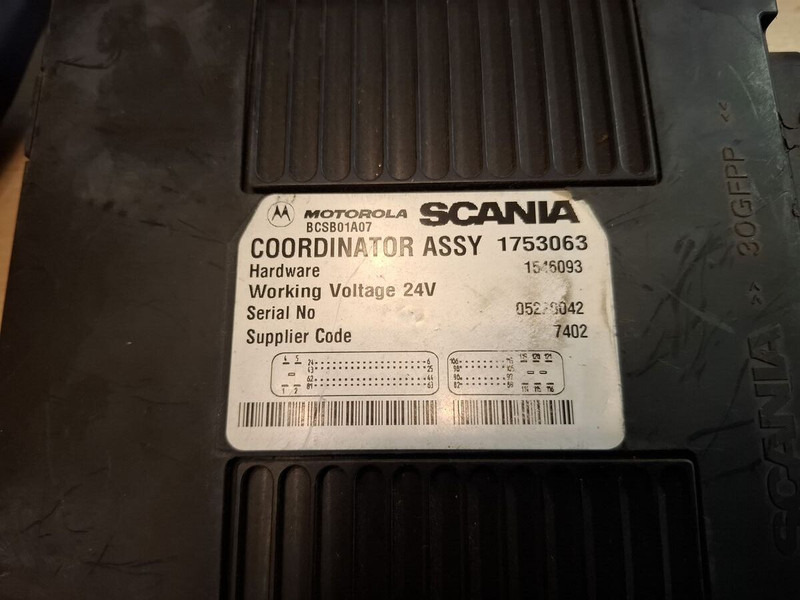 Cummins P 5317106 CM2350 ECM PCM - Upravljačka jedinica (ECU): slika Cummins P 5317106 CM2350 ECM PCM - Upravljačka jedinica (ECU) Cummins P 5317106 CM2350 ECM PCM - Upravljačka jedinica (ECU): slika Cummins P 5317106 CM2350 ECM PCM - Upravljačka jedinica (ECU)