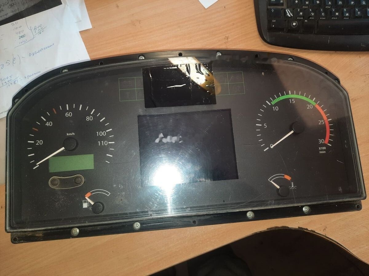 IVECO klimat kontrol Iveko for Irisbus Cursor-8 - Ploča s instrumentima: slika IVECO klimat kontrol Iveko for Irisbus Cursor-8 - Ploča s instrumentima IVECO klimat kontrol Iveko for Irisbus Cursor-8 - Ploča s instrumentima: slika IVECO klimat kontrol Iveko for Irisbus Cursor-8 - Ploča s instrumentima