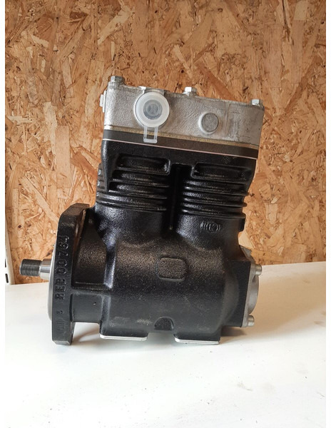 KNORR-BREMSE LP 4815 - Motor i dijelovi: slika KNORR-BREMSE LP 4815 - Motor i dijelovi KNORR-BREMSE LP 4815 - Motor i dijelovi: slika KNORR-BREMSE LP 4815 - Motor i dijelovi