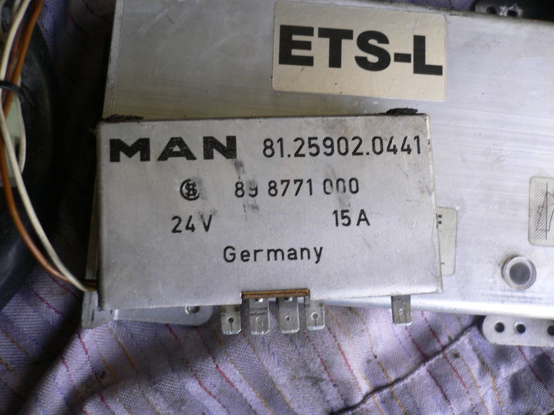 MAN ETS-L - Upravljačka jedinica (ECU): slika MAN ETS-L - Upravljačka jedinica (ECU) MAN ETS-L - Upravljačka jedinica (ECU): slika MAN ETS-L - Upravljačka jedinica (ECU)