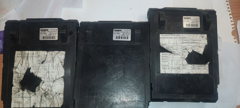 MAN IDSMS-2 WABCO 4461702000.\4462100070. BUS 81.25811.-7015 - Upravljačka jedinica (ECU): slika MAN IDSMS-2 WABCO 4461702000.\4462100070. BUS 81.25811.-7015 - Upravljačka jedinica (ECU) MAN IDSMS-2 WABCO 4461702000.\4462100070. BUS 81.25811.-7015 - Upravljačka jedinica (ECU): slika MAN IDSMS-2 WABCO 4461702000.\4462100070. BUS 81.25811.-7015 - Upravljačka jedinica (ECU)