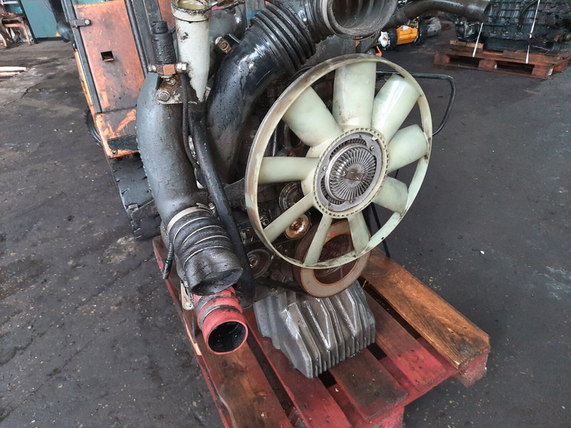 Mercedes-Benz OM 904 LA900/912 - Motor: slika Mercedes-Benz OM 904 LA900/912 - Motor Mercedes-Benz OM 904 LA900/912 - Motor: slika Mercedes-Benz OM 904 LA900/912 - Motor