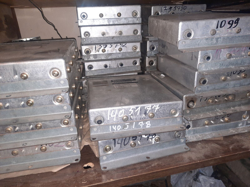 Scania 0281001192 - Upravljačka jedinica (ECU): slika Scania 0281001192 - Upravljačka jedinica (ECU) Scania 0281001192 - Upravljačka jedinica (ECU): slika Scania 0281001192 - Upravljačka jedinica (ECU)